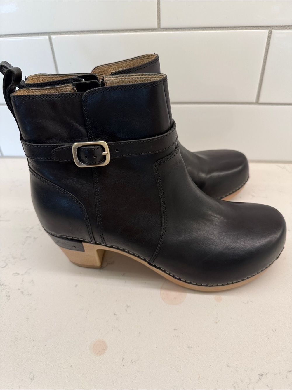 Dansko Black Leather Ankle Boots with Buckle sz 41 - Picture 4 of 8